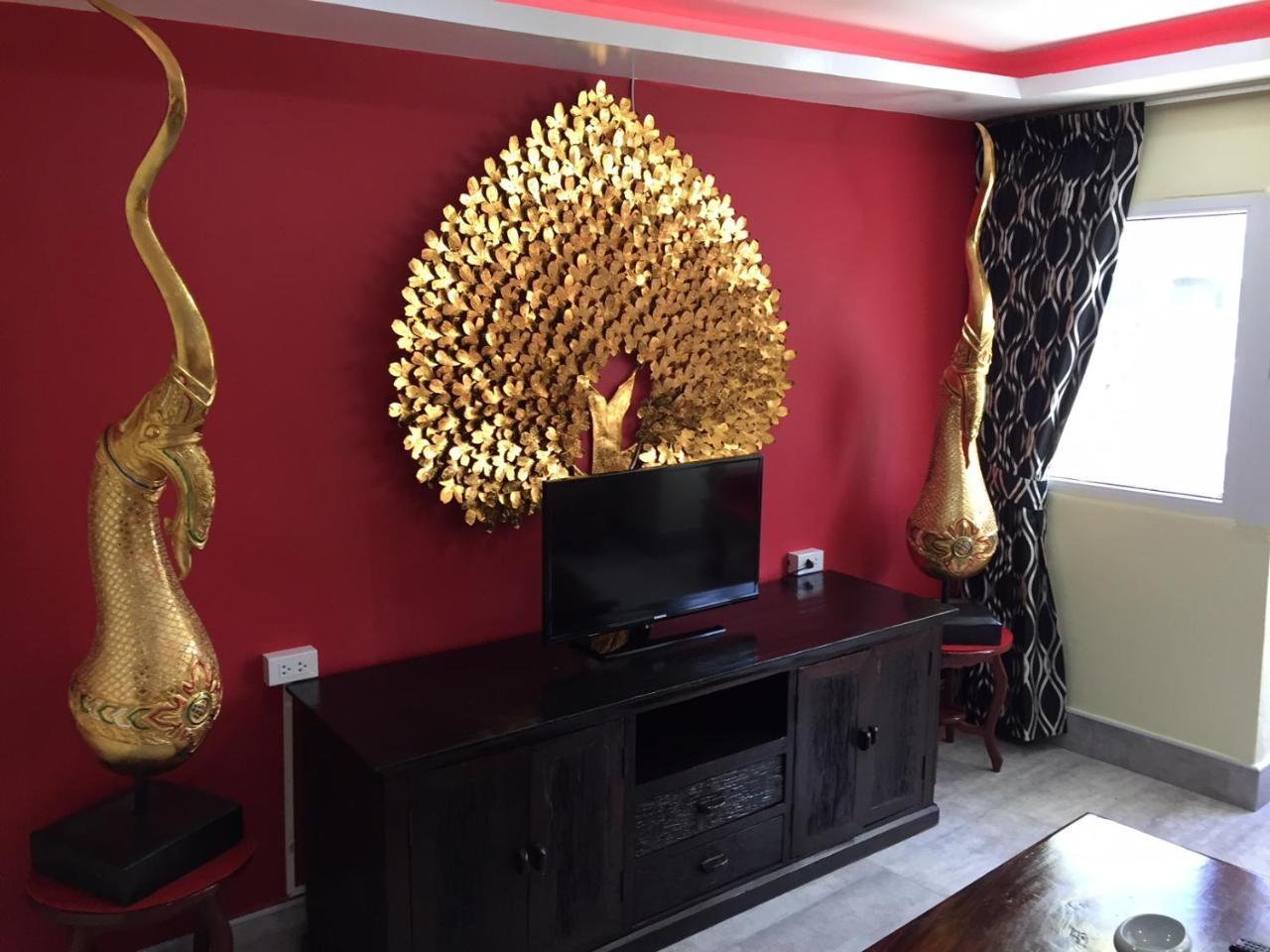 Fong Kaew And Baan Nang Fa Guesthouse Patong Exteriör bild