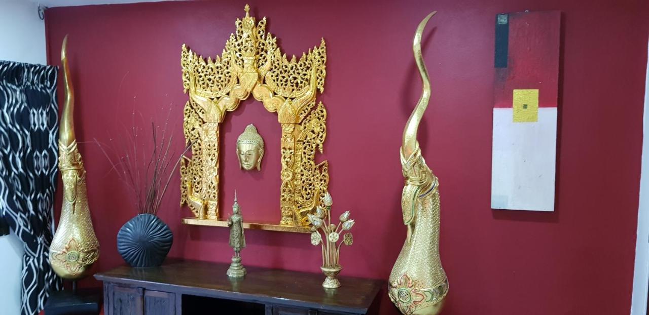Fong Kaew And Baan Nang Fa Guesthouse Patong Exteriör bild