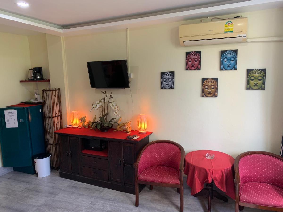 Fong Kaew And Baan Nang Fa Guesthouse Patong Exteriör bild
